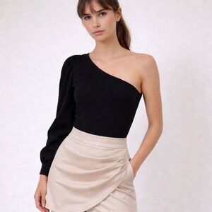 BA&SH TOP NWT one shoulder Sweater black  size M